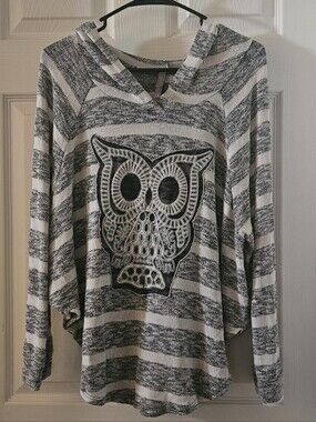 Jesse & J Owl Stripe Hoodie Top